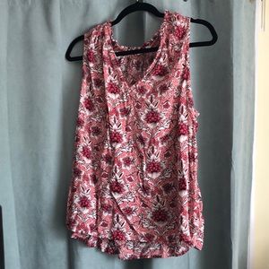 EUC Gap no sleeves vneck floral blouse xl